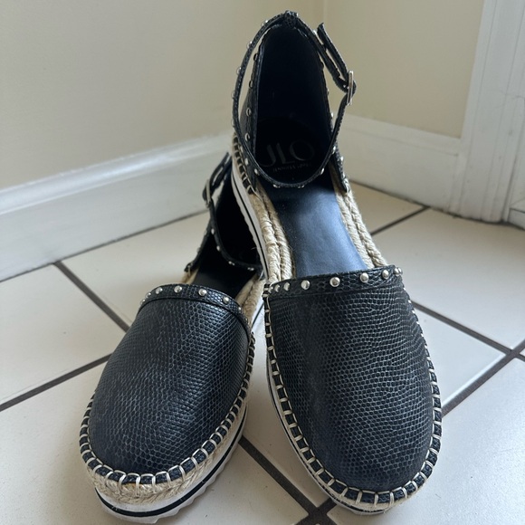 Jennifer Lopez Shoes - JLO Lisley Python Platform Shoes- Size 10